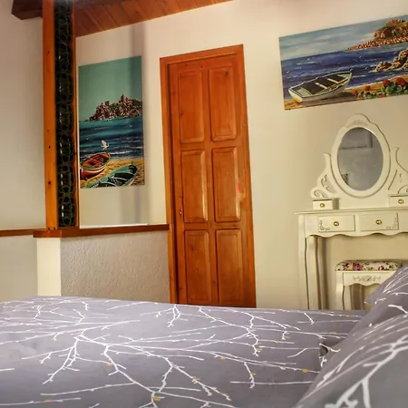 Holiday home Gerani House *