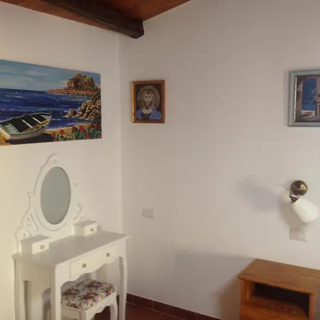 Holiday home Gerani House *